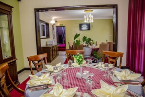 Breakfast area