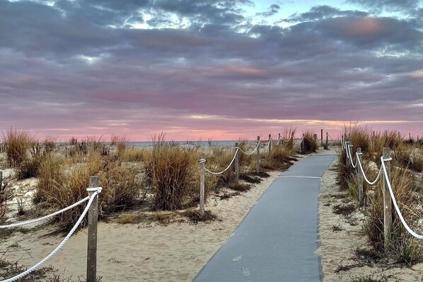 Strand
