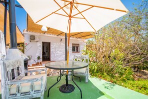 Ideal for couples | Cubo's Holiday Homes