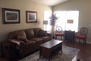 Beautiful open space to entertain friends and family.