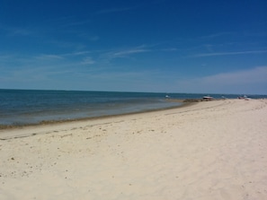 Safe wide private beach. The tide is starting to roll out