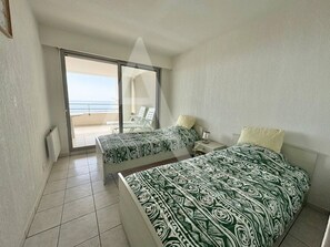 Child's bedroom