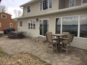 Lake Side Patio- Seats 12 