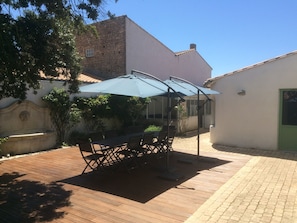 Terrace/patio