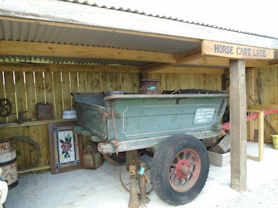 shepherds hut ferrensby north yorkshire with hot tub & sauna barrel