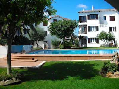 Menorca: beautiful 3 bedroom ground floor apartment with superb views 