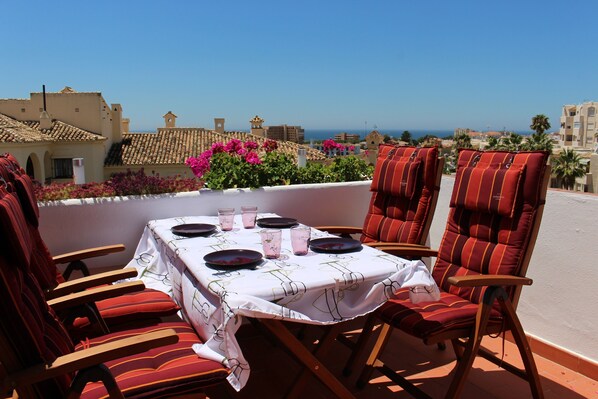 The terrace with sea views, on good days you see Africa!