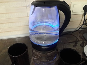 Kaffee und/oder Kaffeemaschine