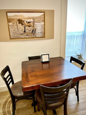 Dining area at Marfa House Bosque Bonito