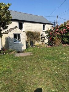 Characterful and comfortable country cottage