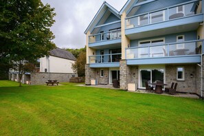 Golf View 80 is the top two levels at the end of the block of apartments.