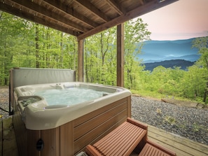 New hot springs hot tub just installed for April 2020! A great three-person spa!