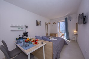 Living and dining room
