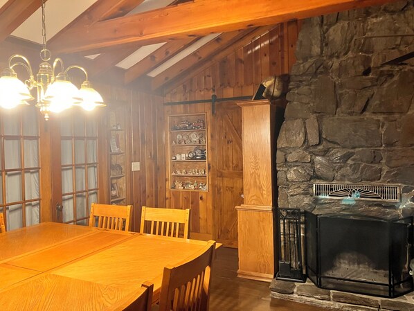 Wood Burning Fire Place. I’ll show you if you’d like to use :)