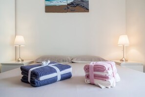 Double bed in Ensuite Double Bedroom with Private Bathroom