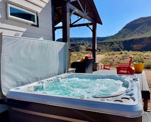 Bain à remous extérieur