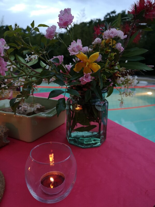 Au bord de la piscine...