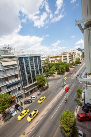 Vista frontal de la propiedad