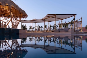 Piscina externa