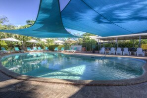 Utomhuspool