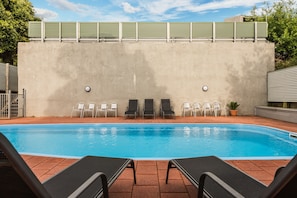 Utomhuspool