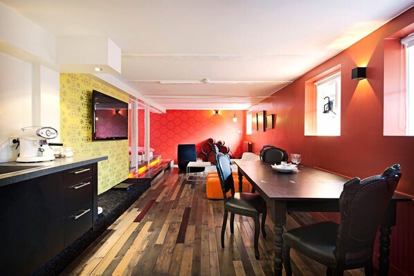 In-room dining