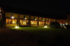 Esterni