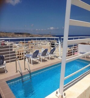 Utomhuspool