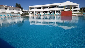 Utomhuspool