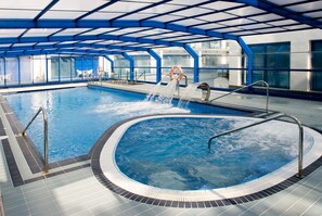 Indoor/outdoor pool