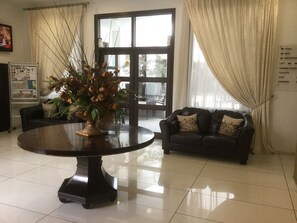 Sala de estar en el lobby