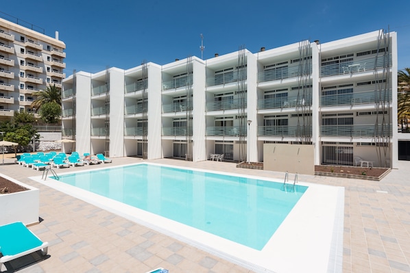 Udendørs pool