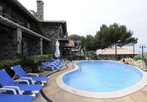 Utomhuspool