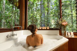 Indoor spa tub