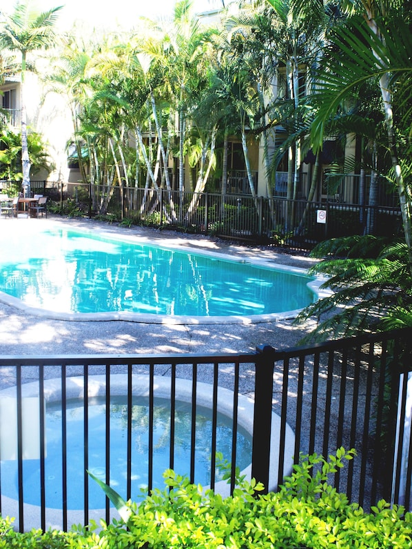Utomhuspool