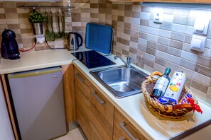 Private kitchenette