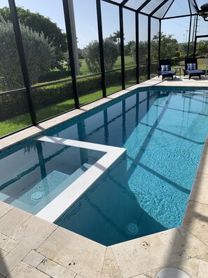 Hot Tub/Pool