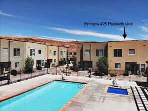 Entrada at Moab's Huge Pool, Spa, and Outdoor Entertaining Area!