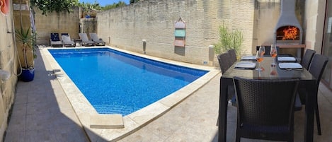 Piscina