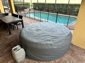 Private hot tub at patio