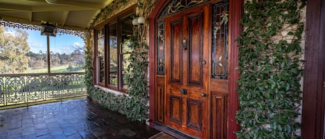 The front veranda and entrance.