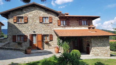 Holiday Apartment La Sala Vecchia immersed in the Foreste Casentinesi National Park