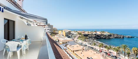 TERRAZA CON VISTAS