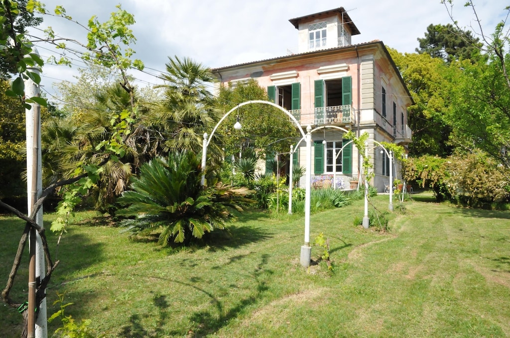 Picture of villa