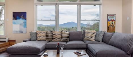 Main House Living room