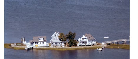 middle house, high tide