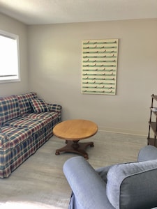 Suite 206 - 2 BR Apartment - PET FRIENDLY