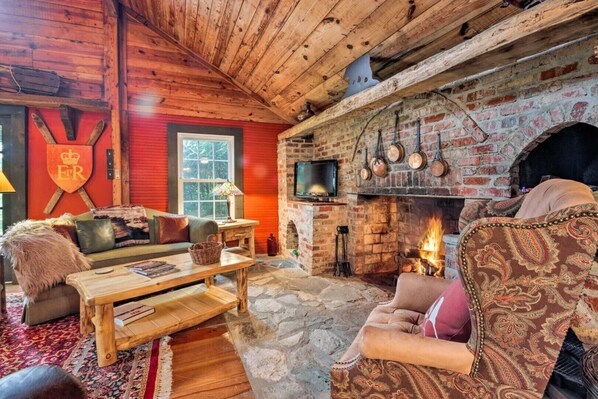 Cozy up in this charming cabin with your loved ones.