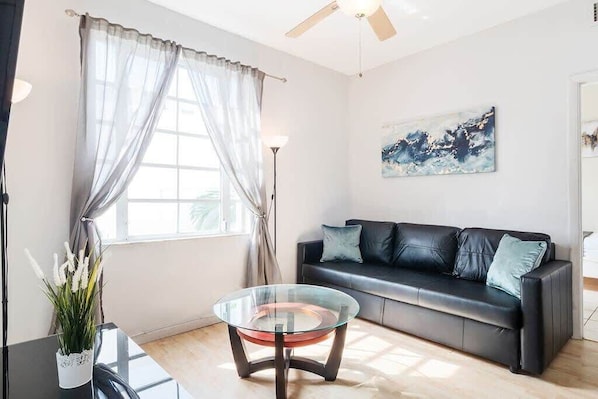 John: "This apartment is very comfortable and right in the heart of south beach. Such a fun area with lots to do and a great beach just a minute walk away."