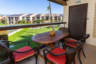 Hale Kamaole 254 Second floor condo, easy access to best beach on Maui!